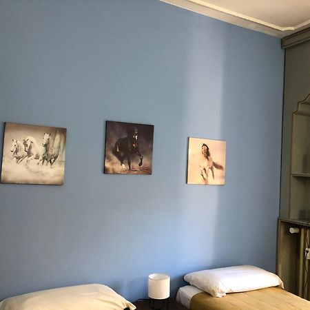 Blue Moon - Via Torre Del Lebbroso Apartments Aosta Ngoại thất bức ảnh