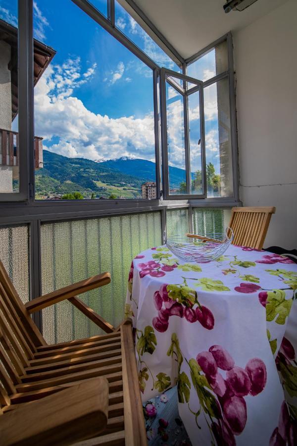 Blue Moon - Via Torre Del Lebbroso Apartments Aosta Ngoại thất bức ảnh