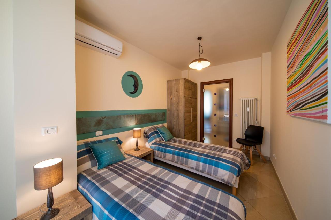 Blue Moon - Via Torre Del Lebbroso Apartments Aosta Ngoại thất bức ảnh