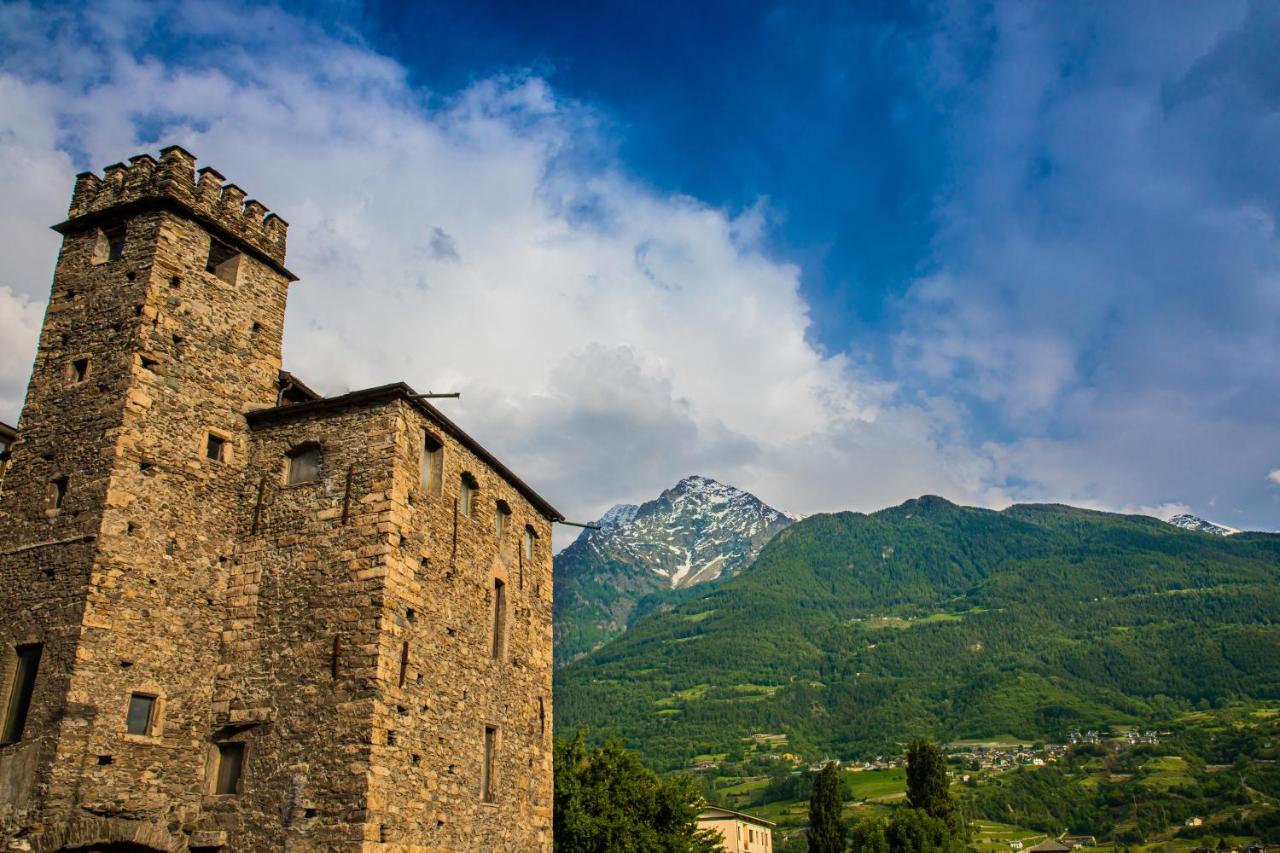 Blue Moon - Via Torre Del Lebbroso Apartments Aosta Ngoại thất bức ảnh