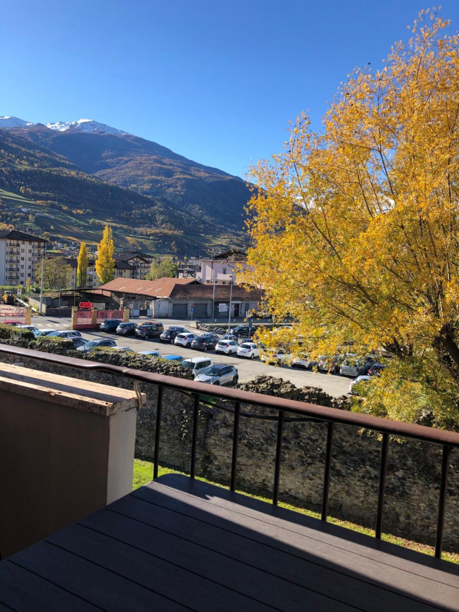 Blue Moon - Via Torre Del Lebbroso Apartments Aosta Ngoại thất bức ảnh